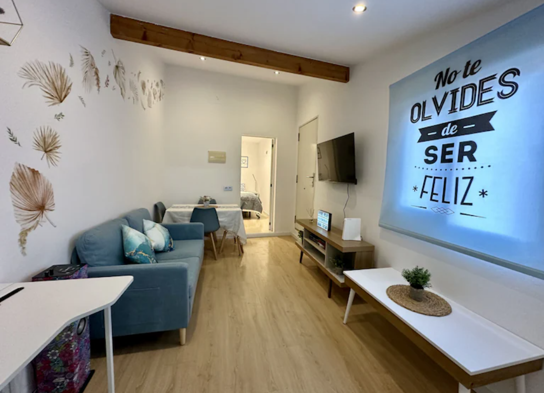 Appartement près de la plage, idéal pour les nomades numériques, les étudiants ou les travailleurs.