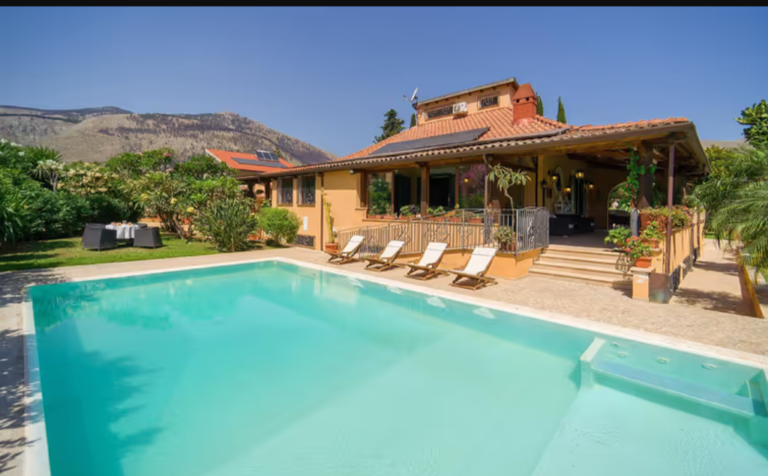 Villa somptueuse avec piscine privée et climatisation 