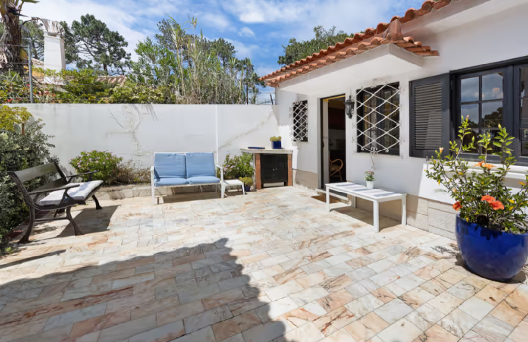 Belle maison accueillante avec piscine et climatisation 