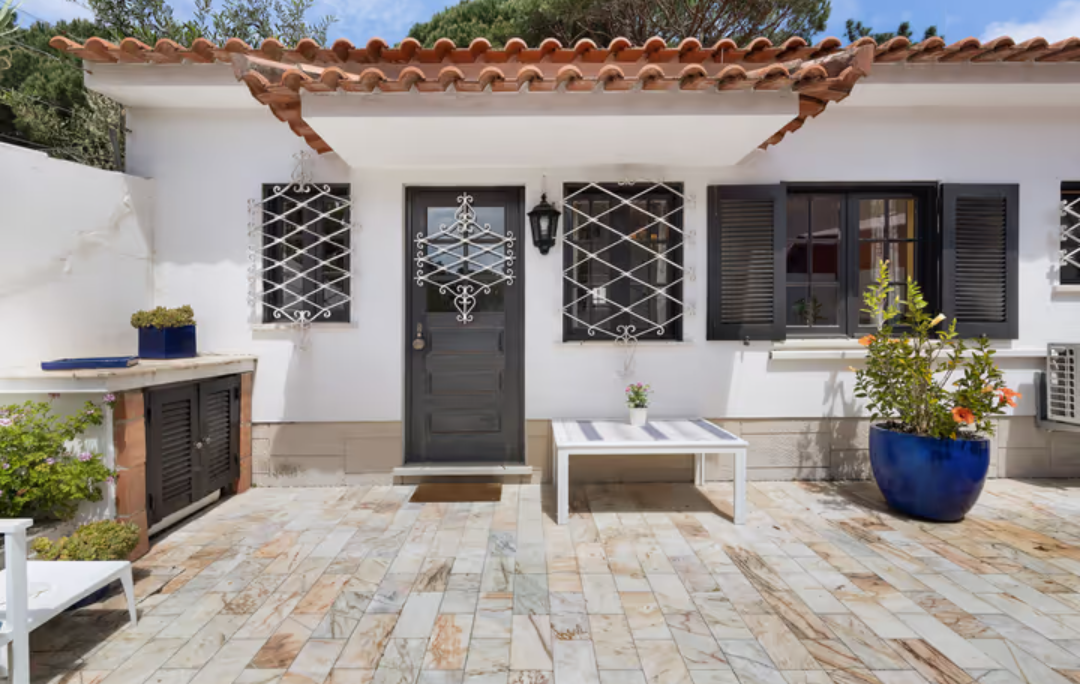 Belle maison accueillante avec piscine et climatisation 